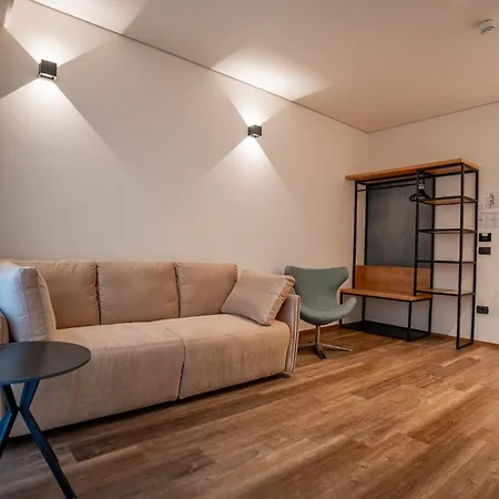 Lonca Hotel