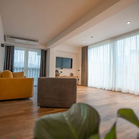 Lonca 4* Škofja Loka