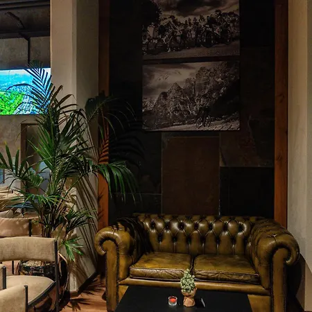 Lonca Hotel 4*